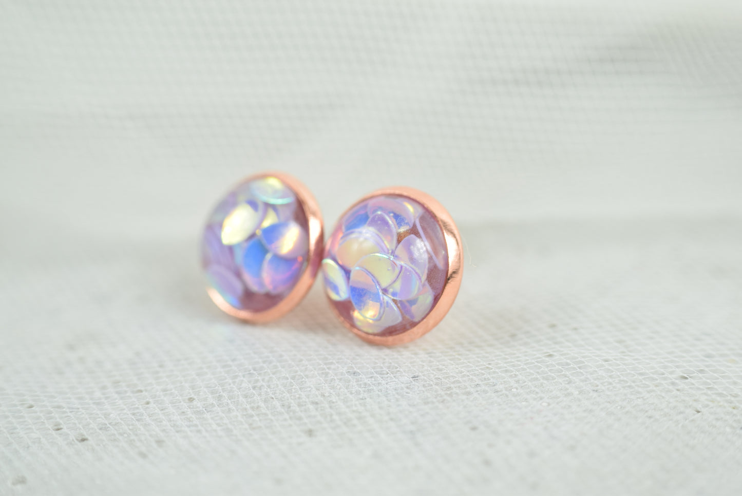 Ohrstecker Kupfer Cabochon Flitter Blättchen Flieder/Rosa ∅12mm