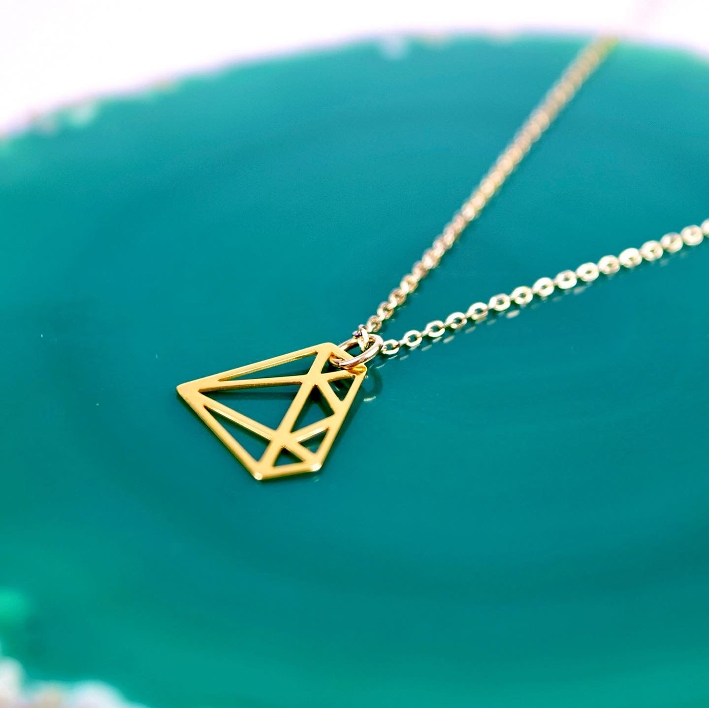 Kette echt Silber 925 vergoldet Diamantform, stilisierter Diamant, grafischer Diamant