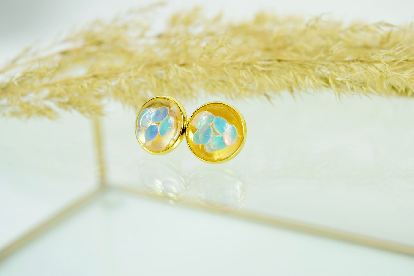 Ohrstecker Gold Cabochon Flitter Blättchen