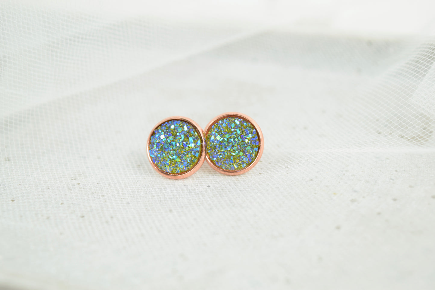 Ohrstecker Rosékupfer Drusen Dekor Blau/Grün
