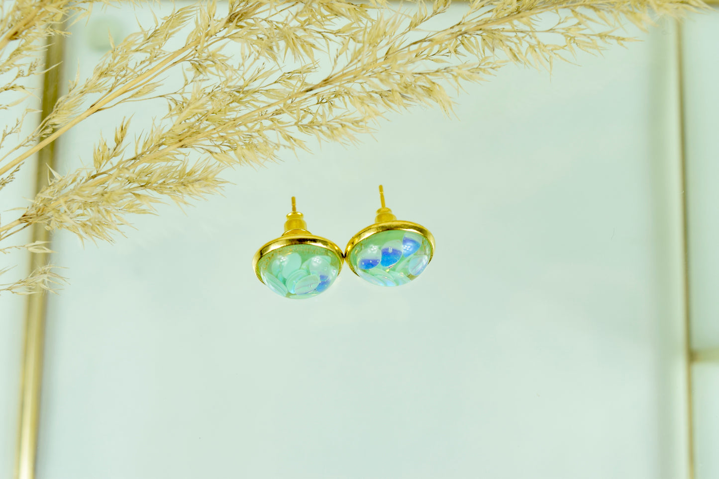 Ohrstecker Gold Cabochon Flitter Blättchen