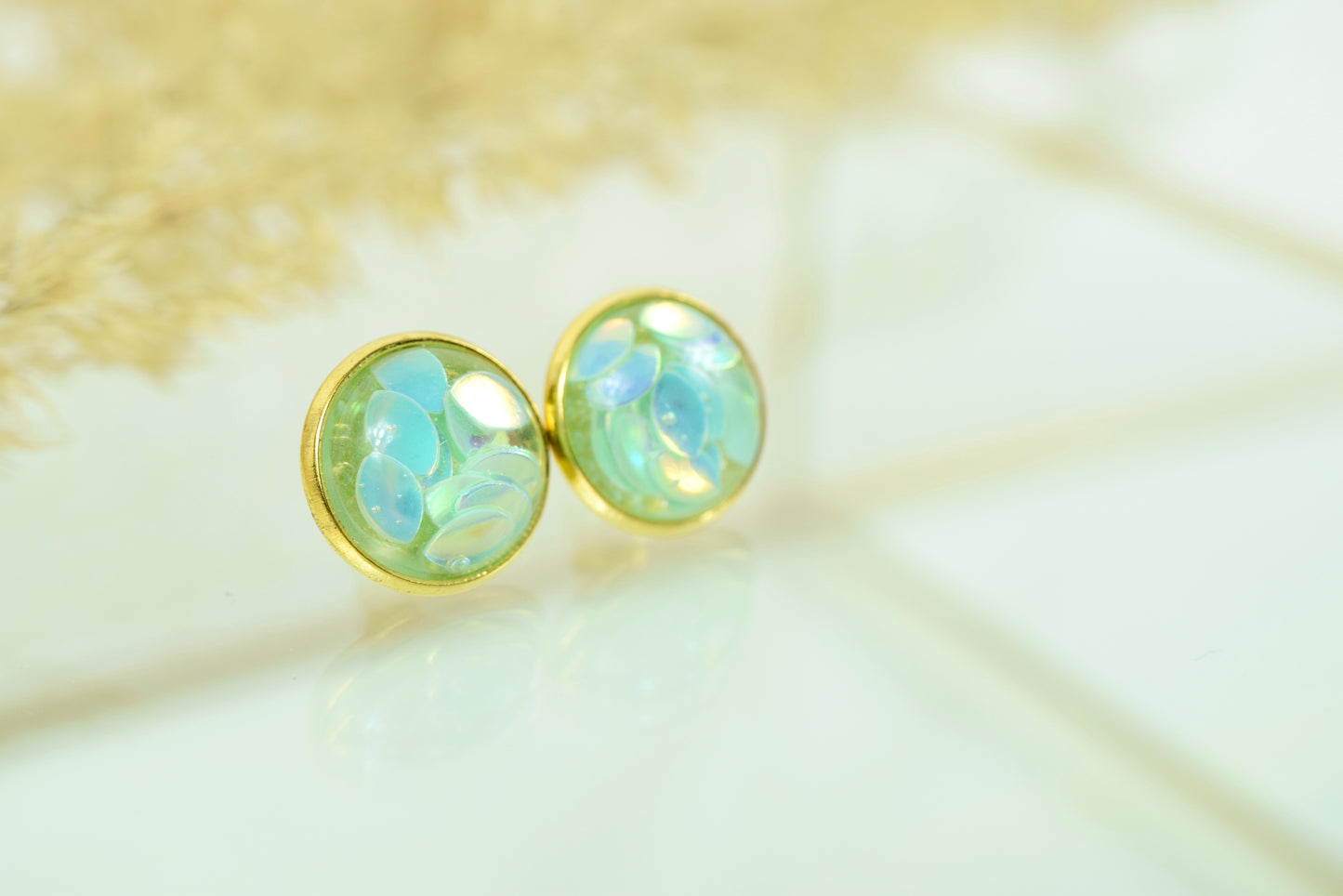 Ohrstecker Gold Cabochon Flitter Blättchen