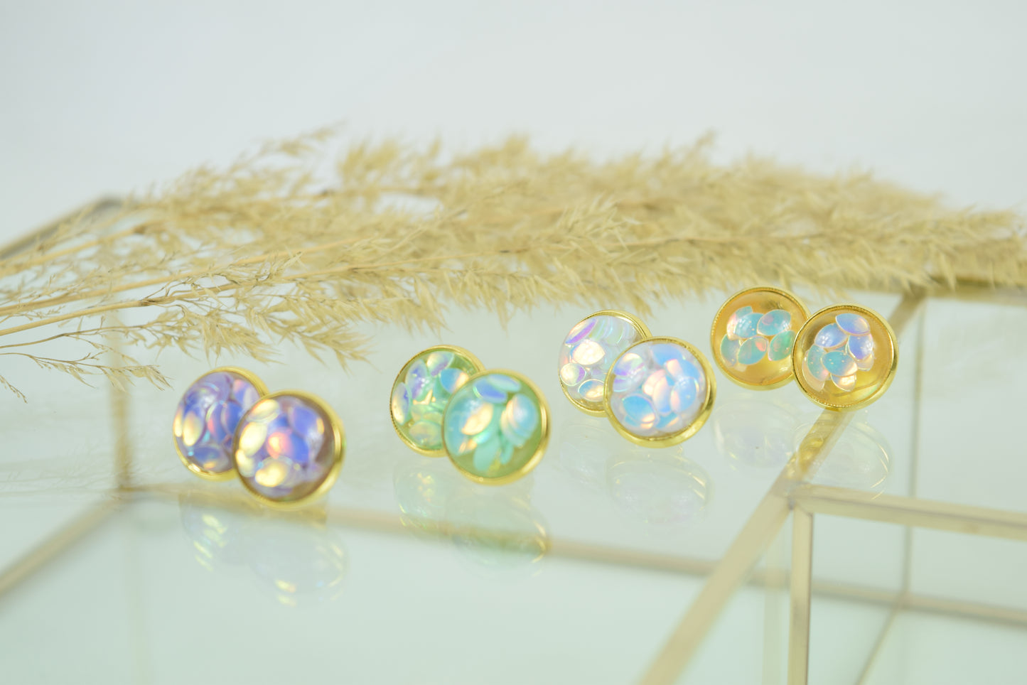 Ohrstecker Gold Cabochon Flitter Blättchen