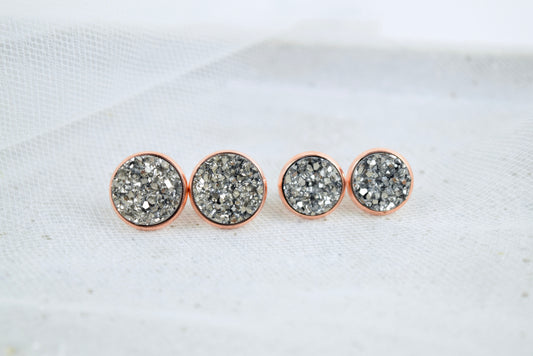 Ohrstecker Kupfer mit Cabochon Mineral Look Anthrazit, zwei Größen