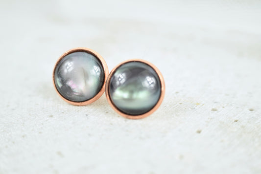 Ohrstecker Kupfer Cabochon Schwarz im Perlmutt Look